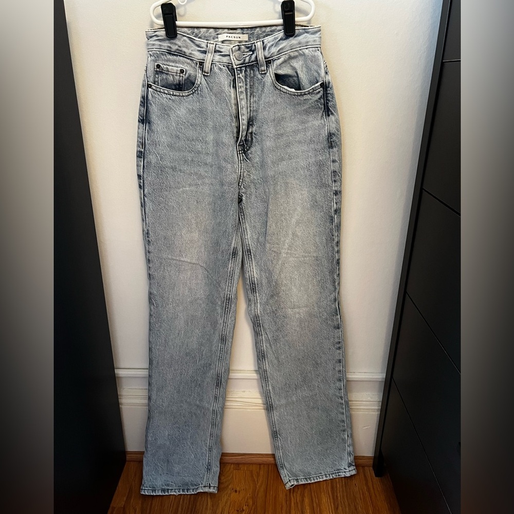 Pacsun Light Wash Boyfriend Jeans